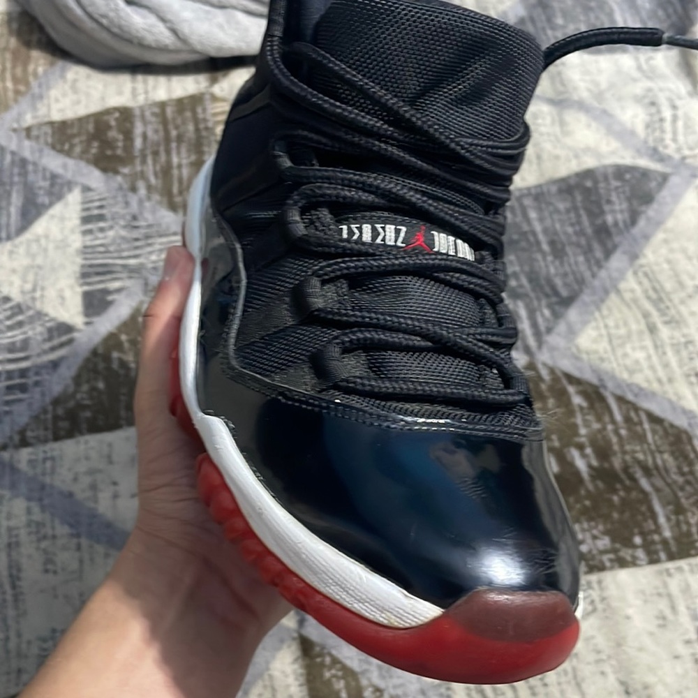 COPY - Jordan 11  Bred 2012 size 8